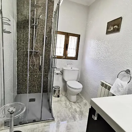 El Mirador De Acebo, 4 Estrellas, Piscina, Nyaraló